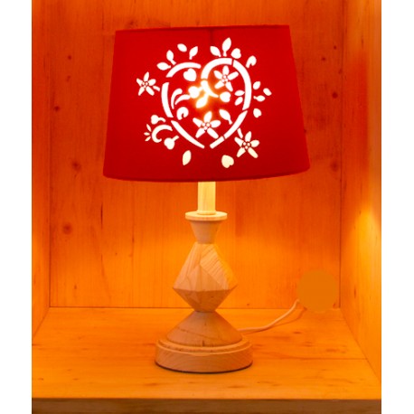 Lampe à poser avec abat-jour ajouré et pied en bois sculpté - E14 - Bois et rouge