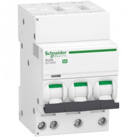 Disjoncteur 10A - iDT40N XA Acti9 - 10kA - courbe C - 3P+N - auto-vis