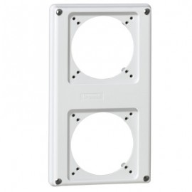 Plastron pour coffret P17 - 220x125 - recevant 2 - Pour socles 16A