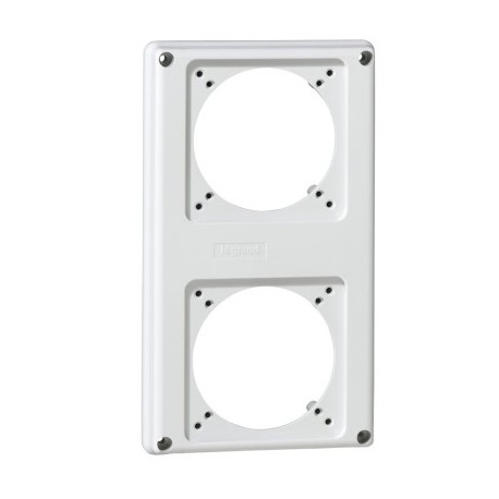 Plastron pour coffret P17 - 220x125 - recevant 2 - Pour socles 16A