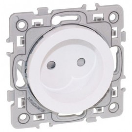 Prise de courant 2P Square 1 poste - 16A - 250V - Blanc - avec griffes