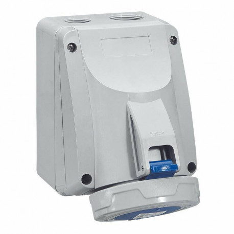 Prise saillie P17 Legrand - 220 à 250 V - 2P+T - IP 66/67