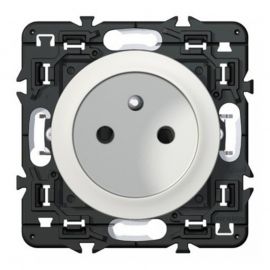 Prise borne automatique Complet Céliane Surface Affleurante - 2P+T 16A - Blanc