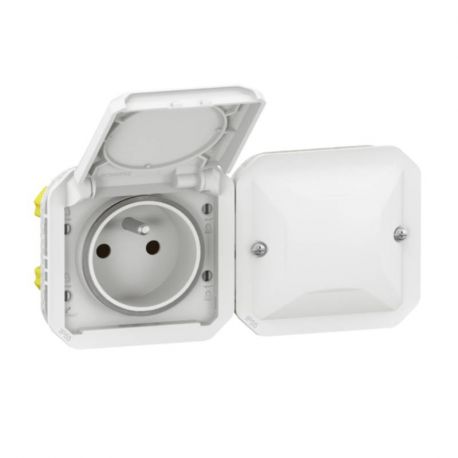 Prise de courant 2P+T connectée Plexo with Netatmo Legrand - 16A - 3680W - IP55 - Blanc - A équiper