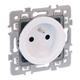 Prise de courant 2P+T Square 1 poste - 16A - 250V - Blanc - Avec griffes