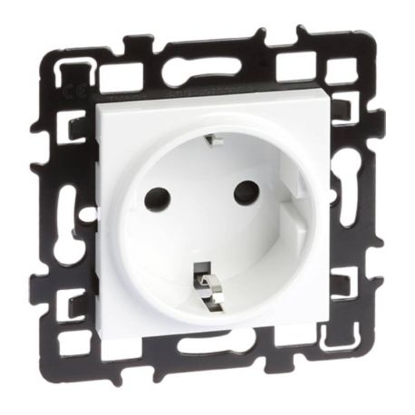 Prise 2P+T - 16A Schuko standard allemand - Blanc