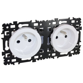 Prise de courant précâblée double Square Eur'Ohm - 2P+T - Blanc