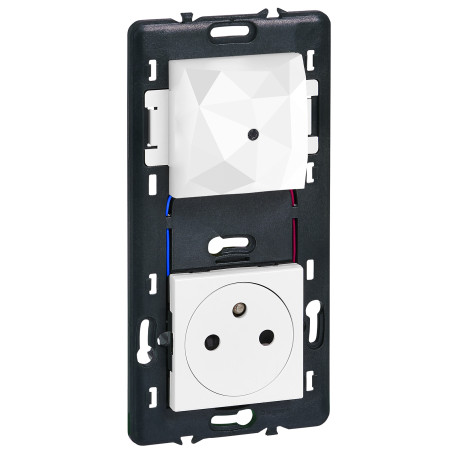Pack Control Mosaic with Netatmo Legrand - 1 prise 2P+T 16A + 1 prise Control - Blanc