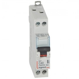 Disjoncteur DNXᶾ - 4A - 1P+N - Courbe C - Vis/vis
