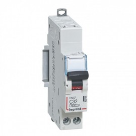 Disjoncteur DNXᶾ 4500 - 32A - 1P+N - Courbe C - Auto/vis