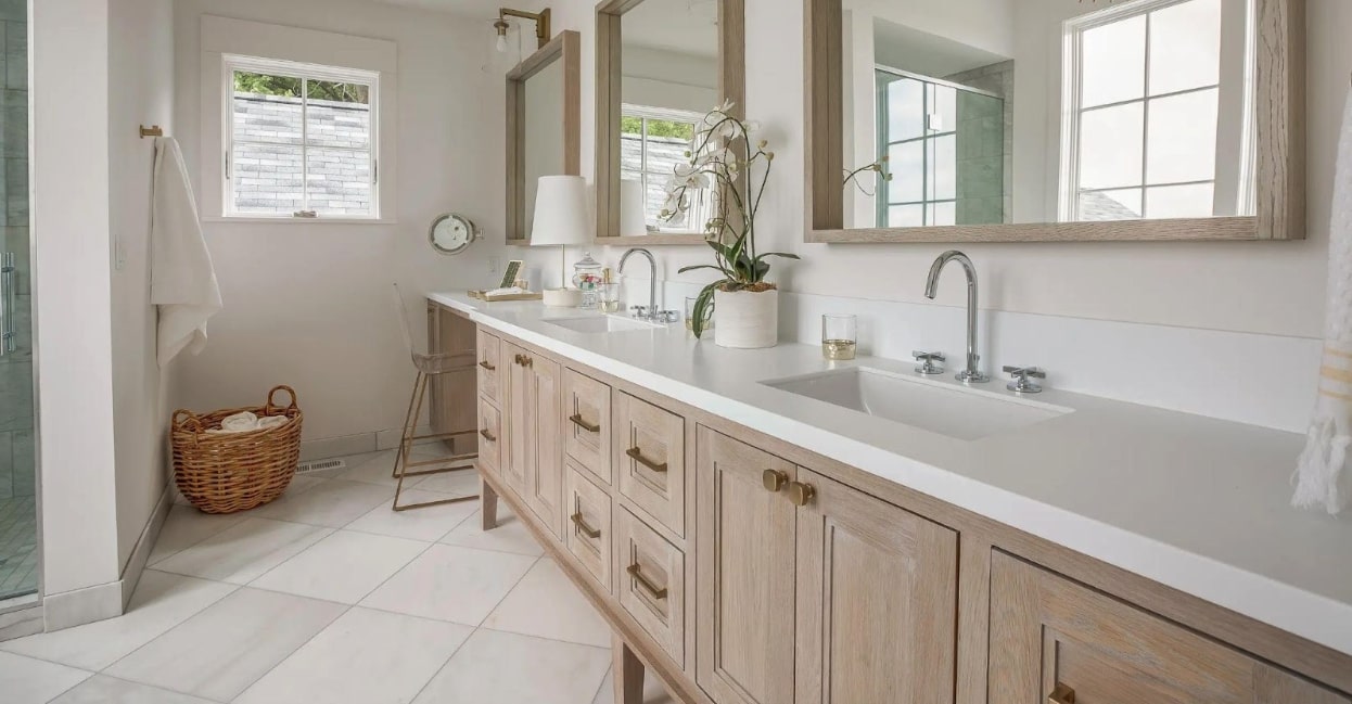 Les 7 meilleurs revêtements de plancher pour la salle de bain