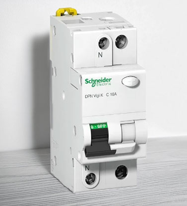 Disjoncteur Schneider Electric